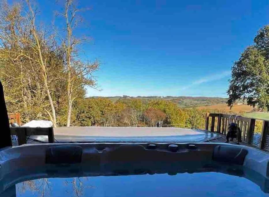 Gite A La Ferme Avec Jacuzzi Et Piscine Chauffee Saint-Felix-de-Tournegat Exterior photo